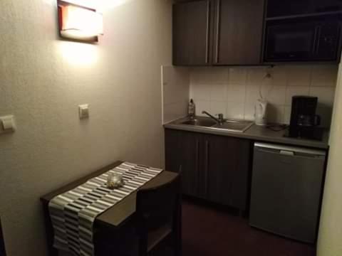 Studio privatif dans Hôtel Résidence Nimes Gare Exterior foto